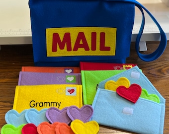 Deluxe Personalied Mail Set, Mail Bag and Working Envelopes for Pretend Play