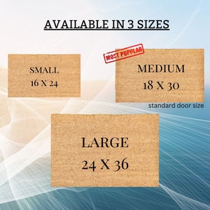 Op de afbeelding: Er worden drie deurmatmaten getoond: klein (16 x 24 inch), medium (18 x 30 inch, met het label "standaard deurmaat") en groot (24 x 36 inch). De middelste maat is gemarkeerd met "meest populair".