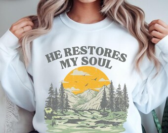 Sudadera "Él Restaura Mi Alma", cuello redondo cristiano, suéter con salmos, sudadera con fe, regalo con versículo bíblico, regalo cristiano, regalo bíblico de Jesús