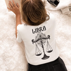 Maglietta Bilancia Zodiaco Tshirt Oroscopo Regalo Nella mia Era Bilancia Maglietta Astrologia T-Shirt Settembre Regalo di Compleanno per lei Ottobre Regalo per la Fidanzata