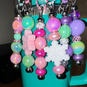 Benutzerdefinierte Perlen Stroh Charms Toppers Schlüsselbund Bar