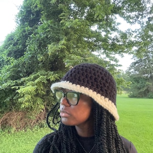 Bucket hat