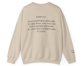 Bluza z motywem Ewangelii Jana 13:7, inspirujący werset biblijny, odzież chrześcijańska, bluza unisex z okrągłym dekoltem, odzież duchowa, specjalny prezent