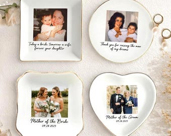 Custom Photo Jewelry Dish Gift for Mom, Mother of the Bride Jewelry Dish, Mother of the Groom Jewelry Tray, Photo Gifts for Mom Wedding Day