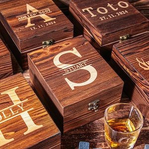 Personalized Whiskey Glass Set with Wooden Box, Whiskey Stone Set, Groomsmen Gift, Best Man Gift, Boyfriend Gift, Whiskey Gifts for Him Dad