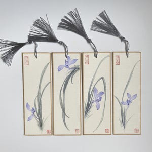 100% Hand-Painted Bookmark, Traditional Chinese Painting - Orchid Art, Elegant Handmade Gift for Book Lovers & Art Collectors