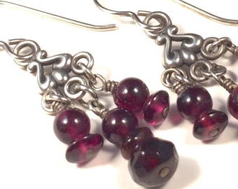 Garnet Earrings, Garnet Hanging Earrings, Garnet Drop Earrings, Chandelier Earrings, Red Earrings, Garnet Silver Earrings, Red Drop Earrings