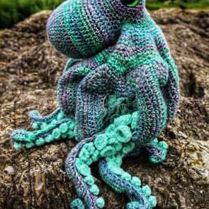 Realistic Octopus Crochet Pattern by Crafty Intentions DIGITAL PDF Downloadable image 4