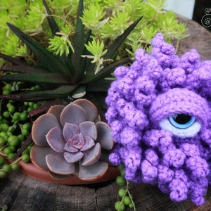 Eyeball Monster Amigurumi Crochet Pattern DIGITAL PDF image 5