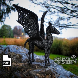 Modello all'uncinetto Amigurumi del cavallo scheletrico Nightmare di Crafty Intentions PDF DIGITALE