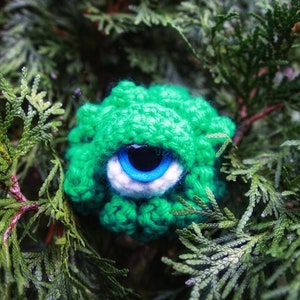 Eyeball Monster Amigurumi Crochet Pattern DIGITAL PDF image 8