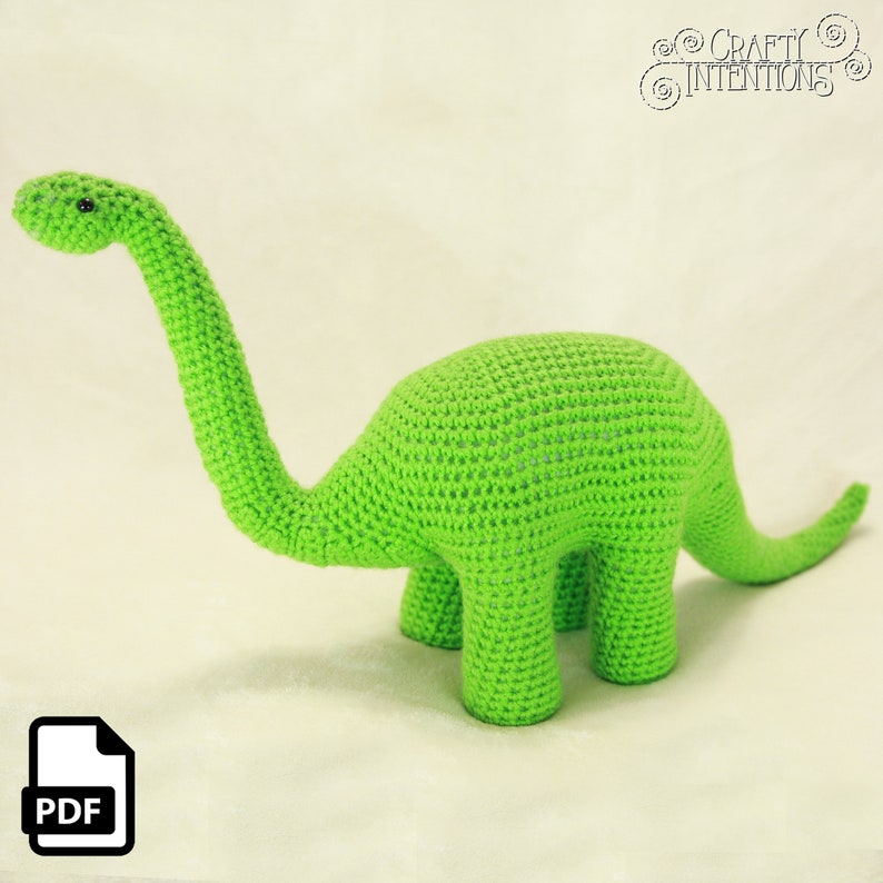 Patrón Amigurumi Dinosaurio de Cuello Largo a Crochet por Crafty Intentions PDF DIGITAL imagen 3