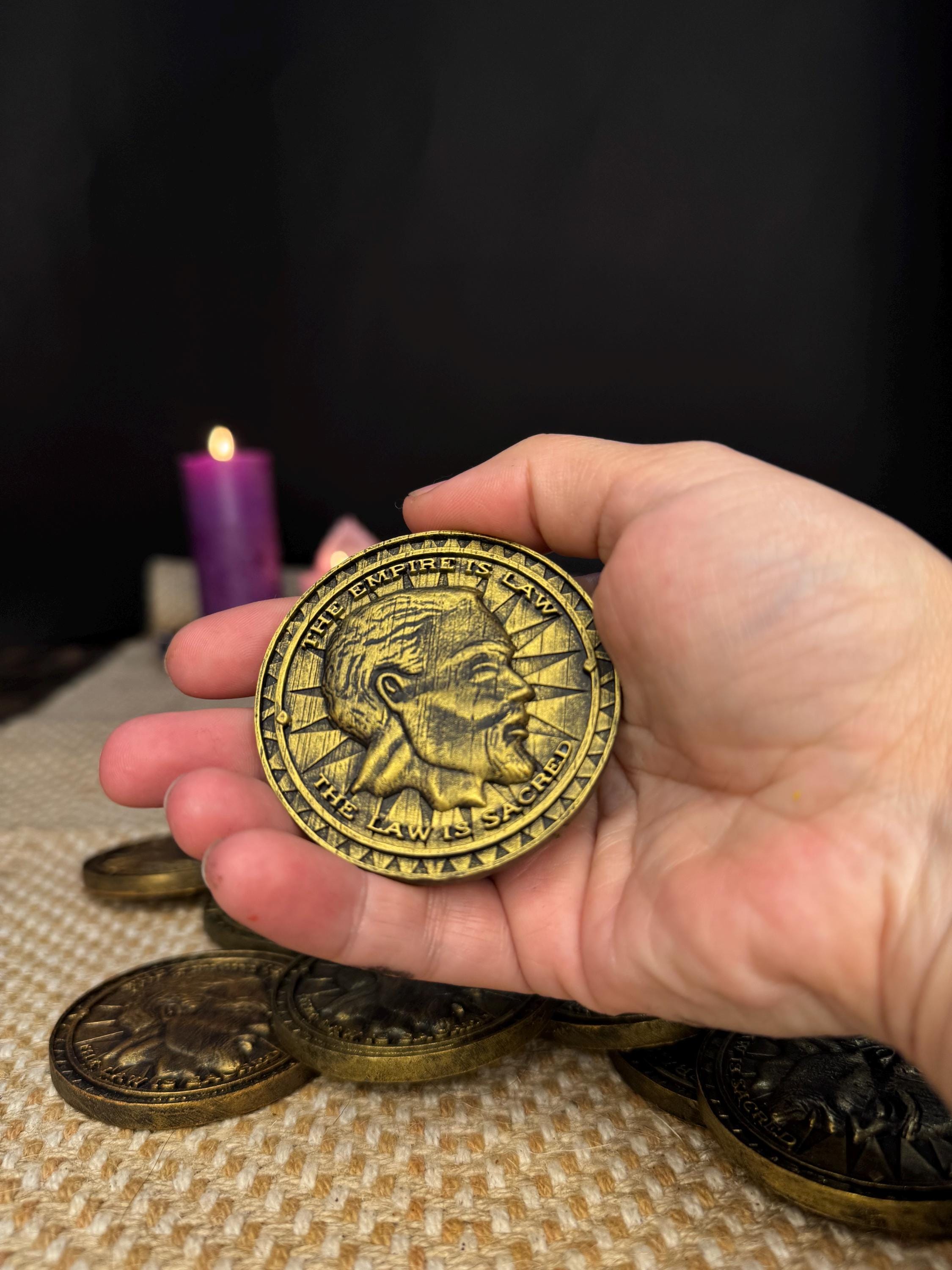 Skyrim Septim Coins: Gold Resin Replica - Set of 10