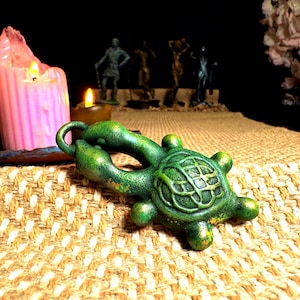 Handmade Two-Headed Turtle Talisman - Elden Ring Shadow of Erdtree Collectible