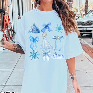 Disney Princess Elsa Shirt, Frozen Elsa Shirt, Frozen Shirt, Disney Castle Shirt, Disney World Shirts, Disneyland Shirt, Frozen Coquette
