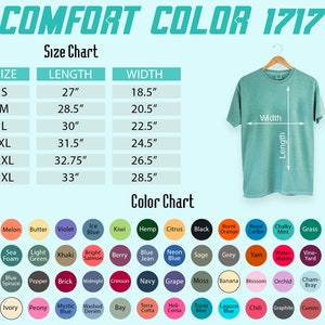 K&ouml;nnte beinhalten: Eine Gr&ouml;&szlig;entabelle und eine Farbtabelle f&uuml;r ein T-Shirt. Die Gr&ouml;&szlig;entabelle zeigt die L&auml;nge und Breite des T-Shirts in Zoll f&uuml;r die Gr&ouml;&szlig;en S, M, L, XL, 2XL und 3XL. Die Farbtabelle zeigt eine Vielzahl von Farben f&uuml;r das T-Shirt, darunter Wei&szlig;, Melone, Butter, Violett, Eisblau, Kiwi, Hanf, Zitrus, Schwarz, gebrannte Orange, Royal Caribe, Kreideminze, Gras, Senf, Flo-Blau, Meeresschaum, Hellgr&uuml;n, Khaki, Lachsrosa, Beere, Jeansblau, Neonblau, Salbei, Grau, Yam, Wassermelone, Weinberg, Perlmutt, Denim, Blauer Fichten, Pfeffer, Ziegel, Mitternacht, Scharlachrot, Marineblau, Traube, Moos, Banane, Bl&uuml;te, Orchidee, Cham-Bray, Dunkelblau, Inselriff, Elfenbein, Pfingstrose, Mystisches Blau, Gebl&uuml;hter Denim, Bucht, Terrakotta, Heli-Conia, Topasblau, Lagunenblau, Chili, Graphit und K&uuml;mmel.