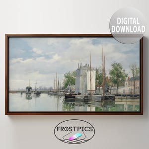 Könnte beinhalten: Ein Gemälde, das eine Hafenszene mit Booten zeigt, die an einem Ufer angedockt sind. Die Boote sind hauptsächlich weiß mit braunen Masten und Segeln. Das Wasser ist ruhig und reflektierend, und der Himmel ist hellblau mit weißen Wolken. Im Hintergrund sind Gebäude zu sehen, und Bäume säumen das Ufer.