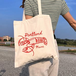 Lobster Portland Maine Tote Bag, Eco-friendly Beach Bag, Ocean Tote, Fisherman Aesthetic Tote bag, Seafood Cotton Canvas Tote Bag,