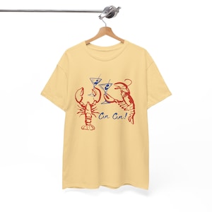 Hummer Martini Shirt, Hummer La Dolce Vita Shirt, Fischer Ästhetik Tshirt, Küsten Hummer Tini Shirt, Küsten Enkelin Plus Sizes Yellow Haze