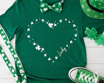 Shamrock Heart St Patricks Day T-Shirt: Retro Clover Lucky Tee
