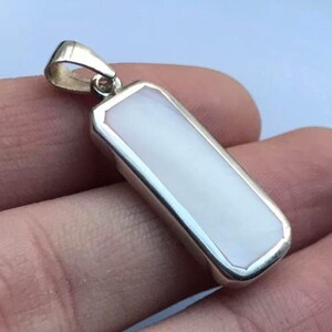 Elegant MOP Vintage 925 Sterling Mother of Pearl Signed CW Silver Pendant