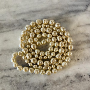 Vintage 1980s Chanel Glass Pearl Necklace