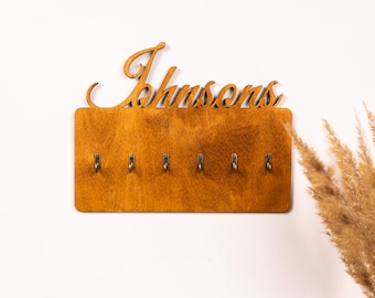 Wooden Key Holder for Wall: Custom Key Rack with Hooks, Entryway Organizer & Modern Key Holder