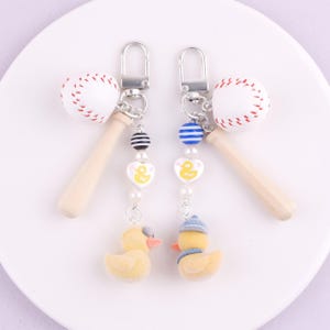 Baseball Schlüsselbund, Schlüsselanhänger aus Holz mit Gravur, Sport Geschenk für Team Fans, Baseball Souvenir, Taschenschlüsselring, Geschenk für Sie