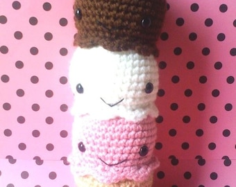 Triple Scoop Neopolitan Ice Cream Amigurumi