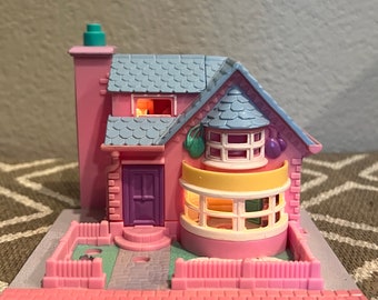 Vintage House Polly Pocket Lights Up!