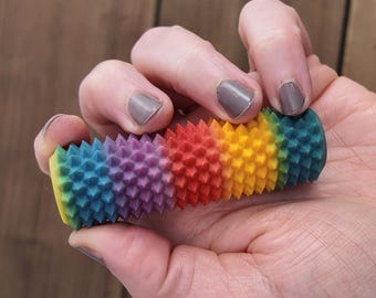 Rainbow Spiky Roller Hand Roller Fidget, Pocket-Sized Handheld Textured Grip Toy