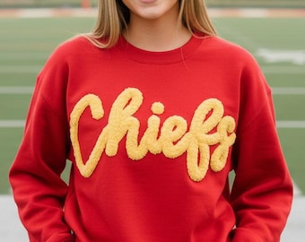 Kundenspezifische Chenille GARN BESTICKT Chenille Spieltag Fuzzy Brief, Team Spirit Shirt, Fußball Mütter, Chenille Patch Sport Team Sweatshirt