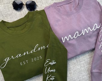 Sudadera de mamá bordada personalizada con nombres de niños en la manga, sudadera con capucha bordada personalizada para mamá, atuendos de cumpleaños, regalos de anuncio de bebé