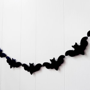 Bat Garland - Halloween Bunting - Party Decor - PhotoProp - Holiday Decorations