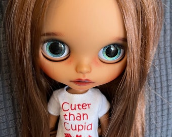 Neo Blythe  Red White  T-Shirt - Valentines Day Cuter than Cupid Heart Blythe tshirt