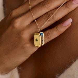 Custom Locket Necklace with Birthstone, Personalized Photo Pendant, Engravable Memorial Jewelry, Anniversary Gift for Her, Keepsake Gift