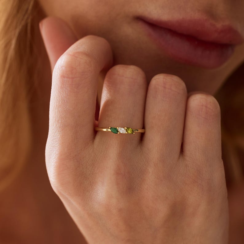 Custom Family Birthstone Ring, Personalized Leaf Birthstone Ring ...