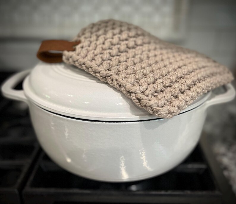 Knitted Black Pot Holder Kroeger/Skalsky 6.26.26