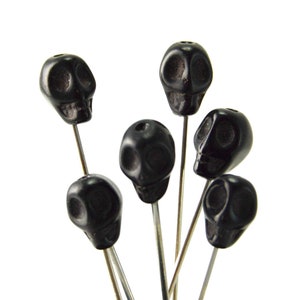 6 Howlite Skull Pins - medium - black -  voodoo