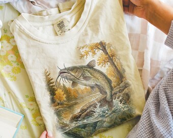 Catfish Fishing Graphic T-Shirt, Vintage River Wildlife Illustration Comfort Colors Outdoor Angler Nature Tee