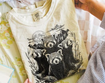 Red Panda Family Shirt, Cute Woodland Wildlife Graphic Tee, Vintage Animal Comfort Colors