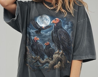 Red Head Vulture Moon Scene Graphic T-Shirt, Comfort Colors Dark Wildlife Bird Illustration, Vintage Forest Nature Art Tee