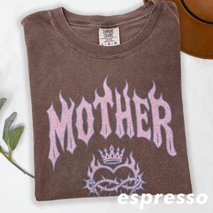Gothic Mother Shirt, Mothers Day Comfort Colors® T Shirt, Edgy Mom Gift, Y2K Grunge Heart Graphic Tee