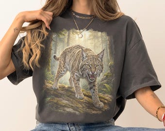 Eurasian Lynx Forest Graphic T-Shirt, Vintage Wild Cat Illustration with Comfort Colors Alpine Wildlife Nature Art Tee