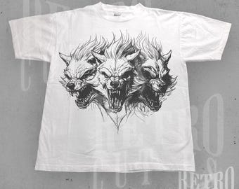 Camiseta vintage de lobo, camiseta gráfica retro de los 90 con lobo salvaje, camiseta estética Y2K con lobo iluminado por la luna, regalo para amantes de la naturaleza, camiseta de aventura al aire libre