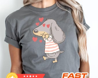 In Love Dachshund Shirt: Valentine's Day Doxie Gift
