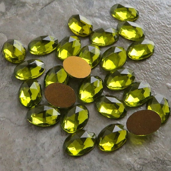 6 vintage 10x14 mm FACETED glass cabochons in olive green. West German oval stones in rich olivine for beadwork & costume jewelry repair.