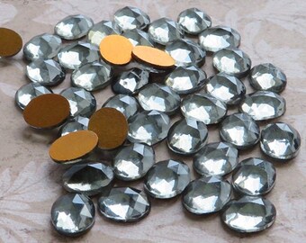 8x10 mm FACETED glass stones in transparent smoky grey. Lot of 6 vintage West German faceted glass cabochons for rings earrings and pendants