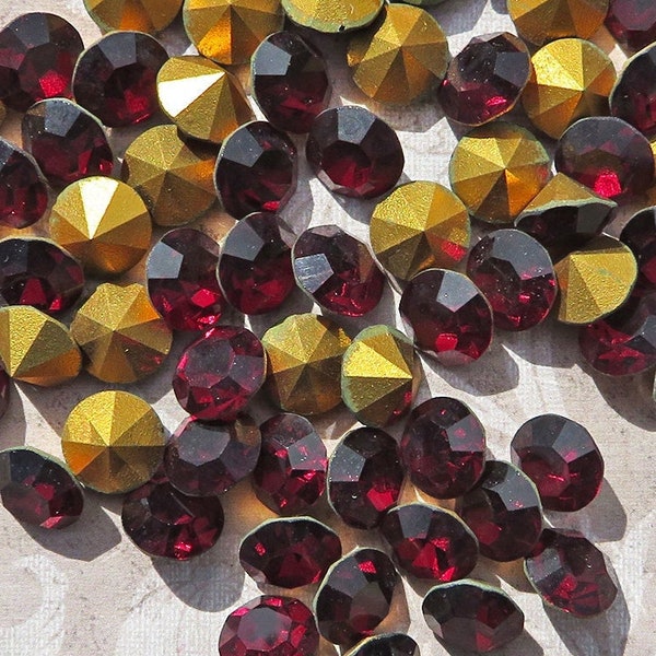 8 mm round vintage Swarovski crystal chatons in garnet red. 12 Austrian lead crystal rhinestones, ss40 art 1100 point back stones.