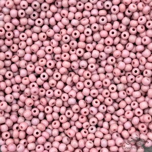Old Czech glass seed beads, size 8/0 medium pink mix. 1990&#39;s vintage rocailles in opaque mauve & rose hues - sold by the ounce or hank.